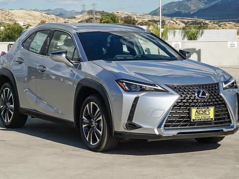 New 2026 Lexus UX 300h FWD image 9