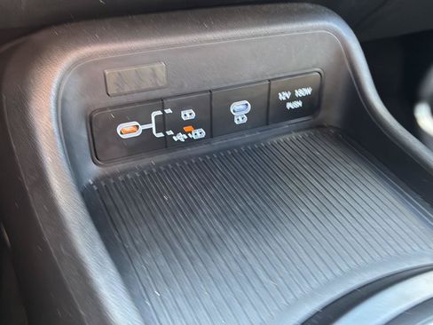 Used 2025 Hyundai Kona SEL AWD/4WD image 28