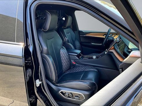 Certified 2023 Jeep Grand Cherokee L Summit AWD/4WD image 16