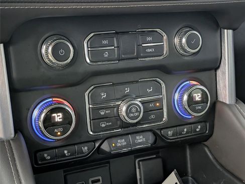 Used 2021 GMC Yukon SLT w/ SLT Luxury Plus Package image 24