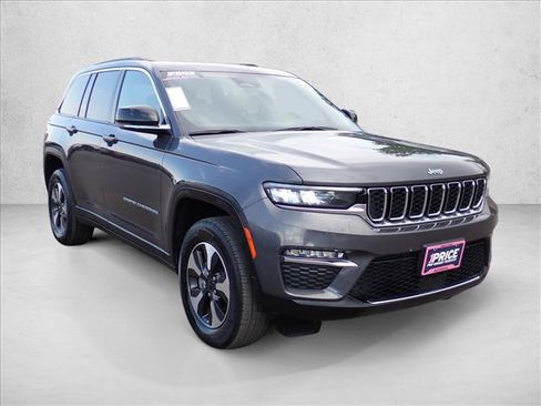 Used 2024 Jeep Grand Cherokee Limited 4xe AWD/4WD image 6