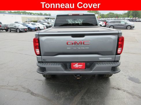 Used 2020 GMC Sierra 1500 Elevation w/ Elevation Value Package AWD/4WD image 9