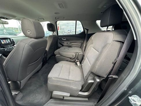 Used 2019 Chevrolet Traverse LT image 30