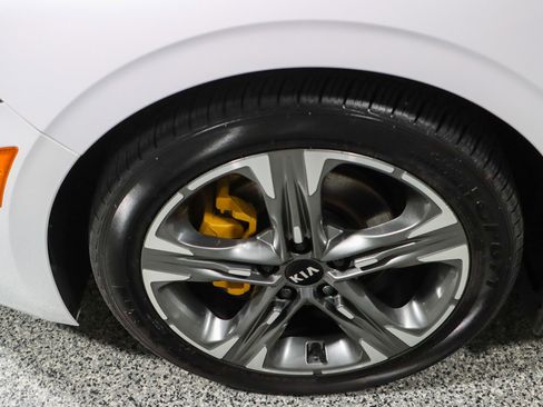 Used 2021 Kia K5 EX image 11