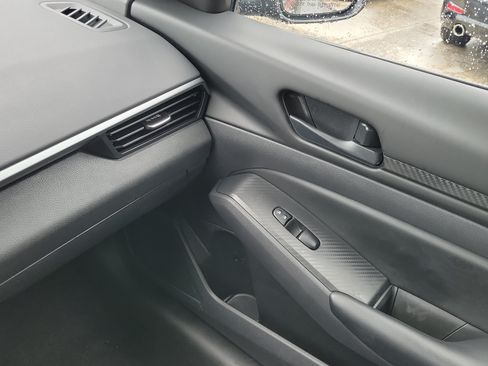 Certified 2025 Nissan Altima 2.5 S FWD image 29