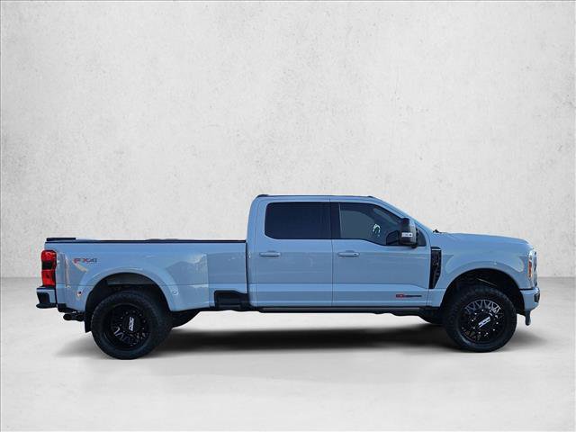 Certified 2025 Ford F350 Platinum AWD/4WD image 4