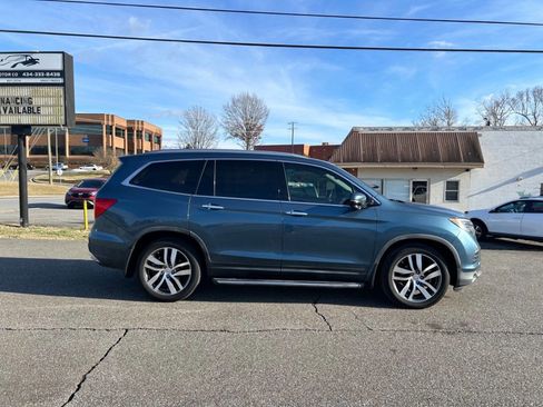 Used 2016 Honda Pilot Touring image 6