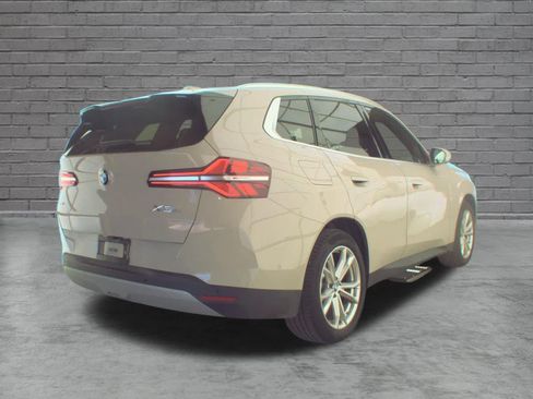 Used 2025 BMW X3 xDrive30i AWD/4WD image 4