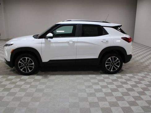 New 2026 Chevrolet TrailBlazer LT w/ Convenience Package image 8