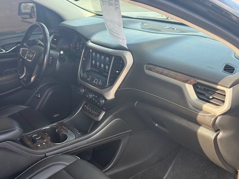 Used 2022 GMC Acadia Denali FWD image 28