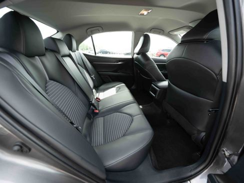 Used 2024 Toyota Camry SE FWD image 24