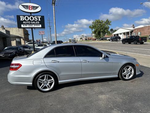 Used 2011 Mercedes-Benz E 350 4MATIC Sedan image 7