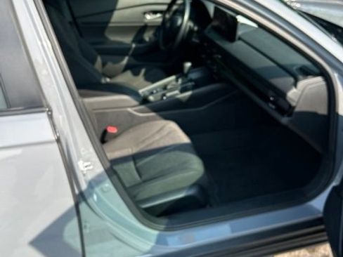Used 2025 Honda Accord Sport image 21