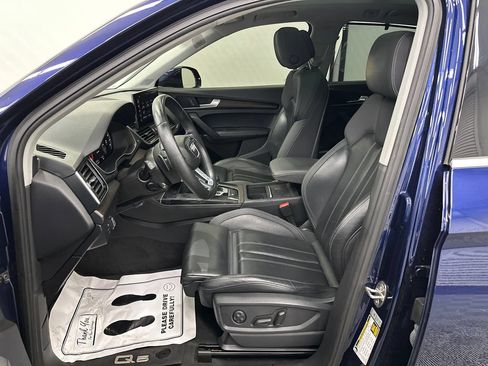 Used 2021 Audi Q5 2.0T Premium Plus w/ Premium Plus Package AWD/4WD image 9