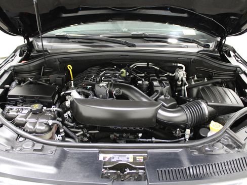 Used 2024 Dodge Durango SXT image 45