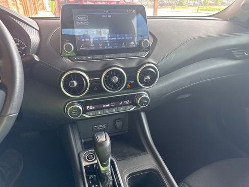 Used 2021 Nissan Sentra SV FWD image 14