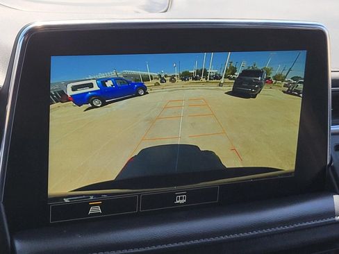 Used 2021 Chevrolet Tahoe Z71 w/ Rear Media and Nav Package AWD/4WD image 32