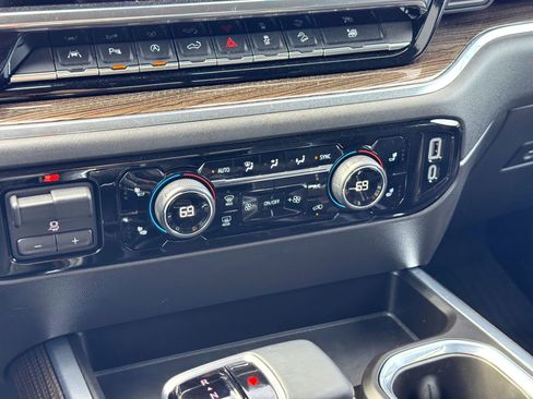 Used 2023 Chevrolet Silverado 1500 LT Trail Boss w/ LT Trail Boss Premium Package image 29