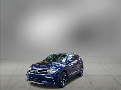 Used 2022 Volkswagen Tiguan SEL R-Line