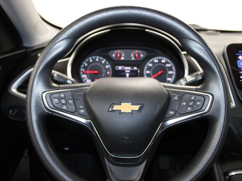 Used 2024 Chevrolet Malibu LT image 34