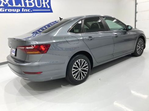 Used 2019 Volkswagen Jetta SE FWD image 17