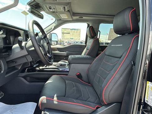 New 2025 Ford F250 Lariat w/ Lariat Ultimate Package image 17