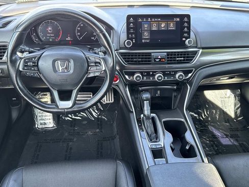 Used 2019 Honda Accord Sport image 18