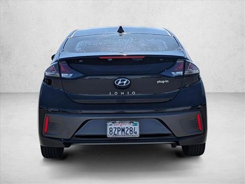 Used 2022 Hyundai Ioniq SEL FWD image 6