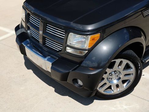 Used 2011 Dodge Nitro Heat AWD/4WD image 27