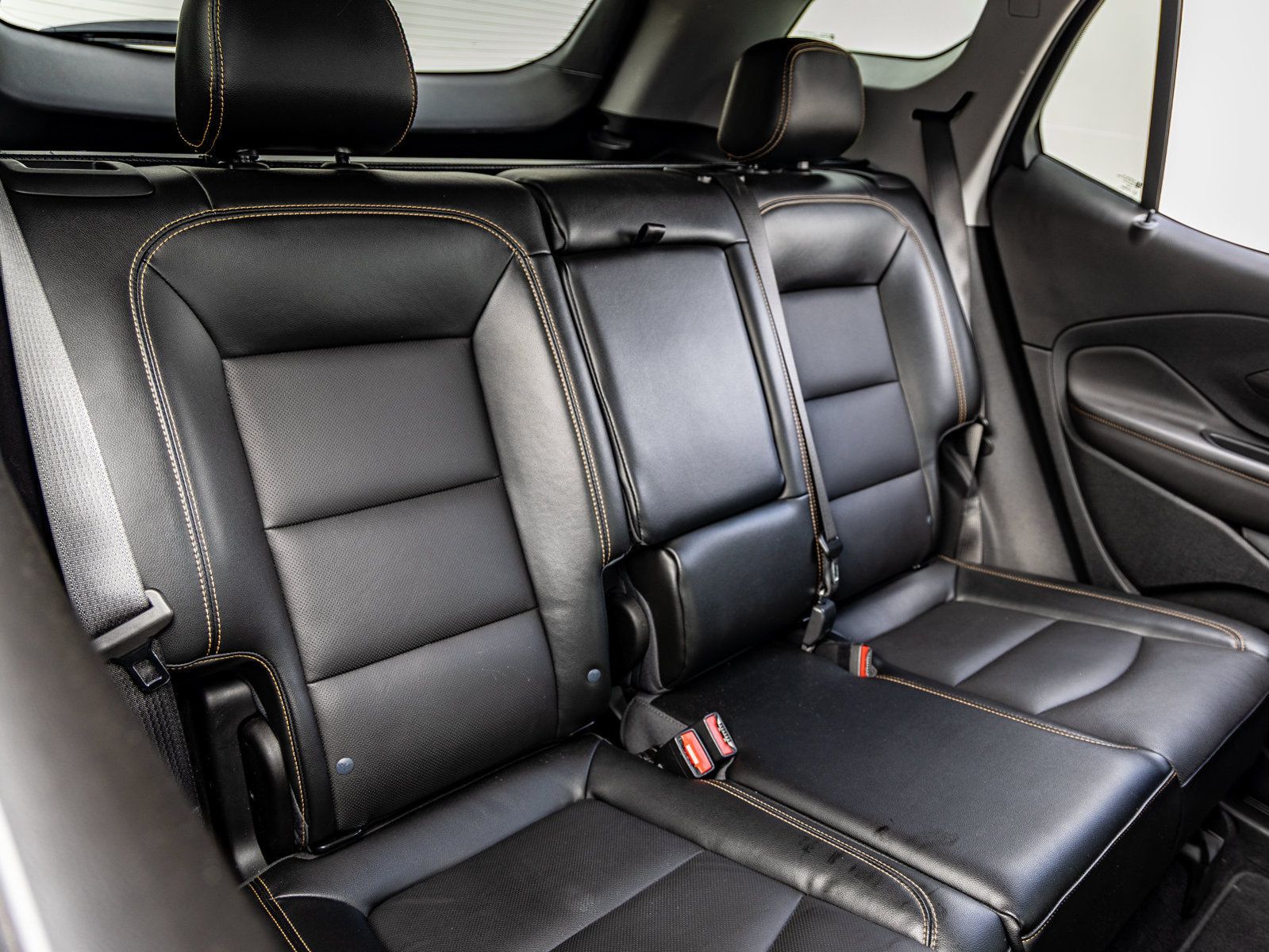 Used 2021 GMC Terrain SLT AWD/4WD image 28