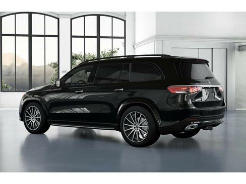 New 2026 Mercedes-Benz GLS 580 4MATIC image 31
