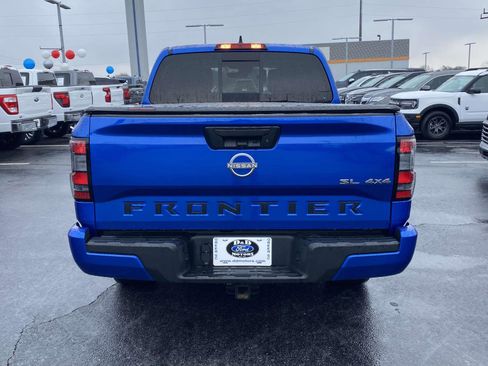 Used 2024 Nissan Frontier SL image 5