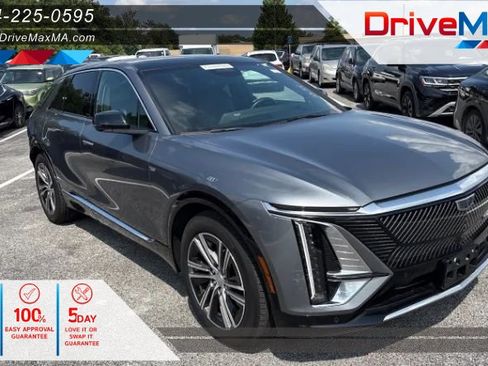 Used 2023 Cadillac Lyriq AWD image 1