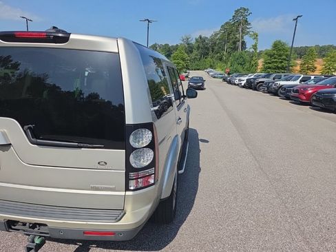 Used 2015 Land Rover LR4 HSE LUX AWD/4WD image 8