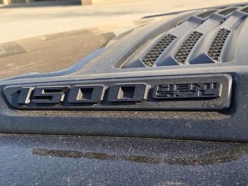 Used 2022 RAM 1500 Laramie image 7