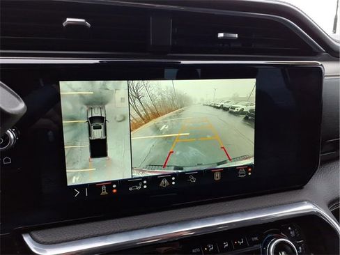 Used 2024 GMC Sierra 2500 Denali w/ Denali Reserve Package image 24