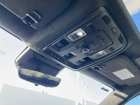 Used 2021 Cadillac Escalade ESV Sport Platinum image 20