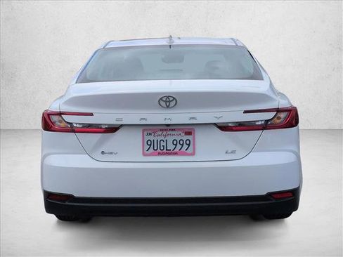 Used 2025 Toyota Camry LE w/ Convenience Package FWD image 7