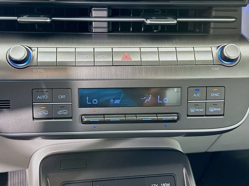 New 2026 Hyundai Kona SEL Premium FWD image 13
