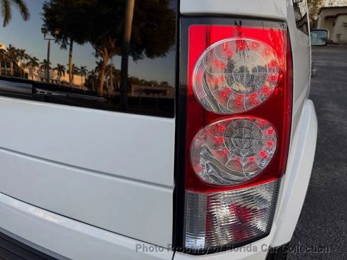 Used 2013 Land Rover LR4 HSE image 30
