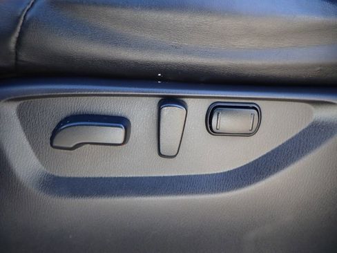 Used 2021 Nissan Armada SV image 12