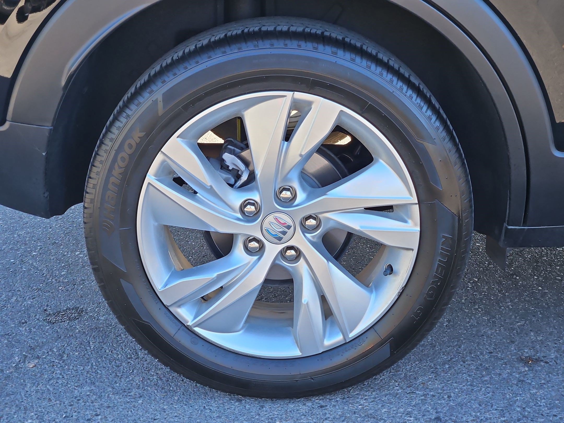 Certified 2024 Buick Encore GX Preferred FWD image 12
