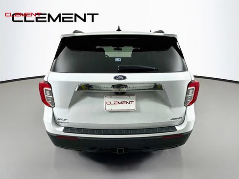 Used 2021 Ford Explorer XLT w/ Class III Trailer Tow Package AWD/4WD image 9