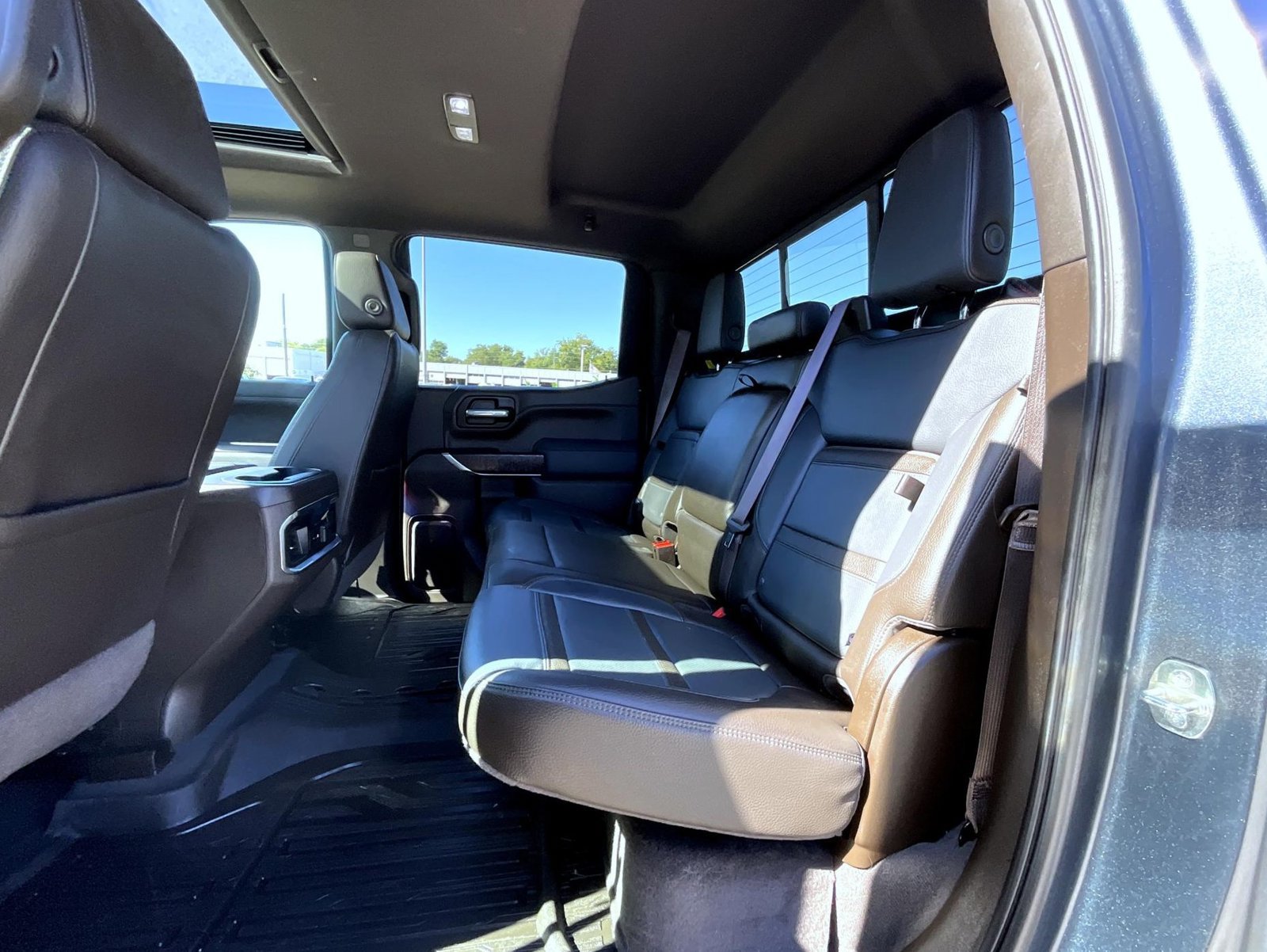 Used 2022 GMC Sierra 1500 Denali w/ Driver Alert Package II AWD/4WD image 28