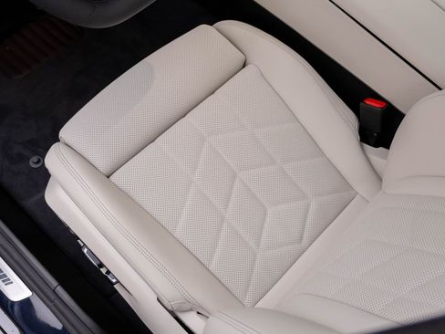 New 2027 BMW 550e xDrive w/ Executive Package AWD/4WD image 15