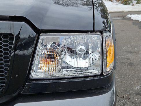 Used 2008 Ford Ranger FX4 image 9