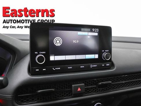 Used 2023 Honda HR-V LX image 17