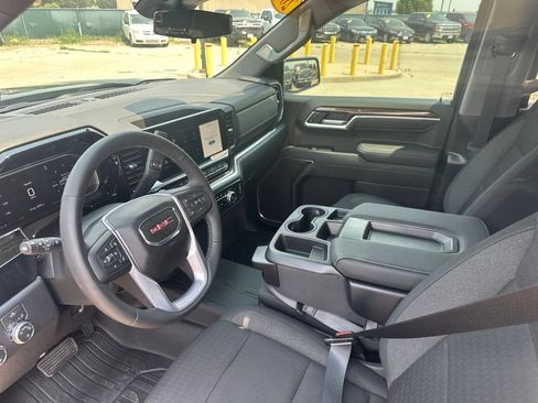 Used 2026 GMC Sierra 1500 SLE AWD/4WD image 13