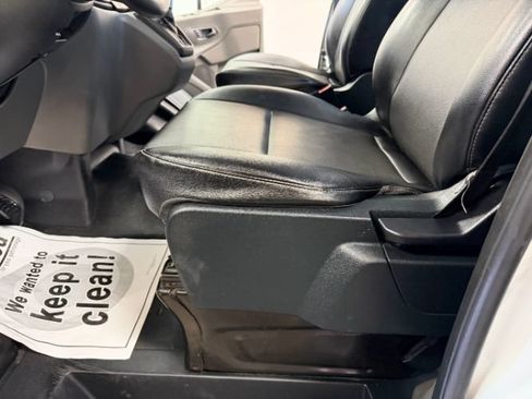 Used 2022 Ford Transit 350 DRW RWD image 13