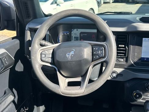 Used 2022 Ford Bronco 4-Door image 18
